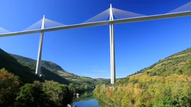 Motorway Viaduct Spanning Tarn Valley 2015 Millau France — Vídeo de Stock