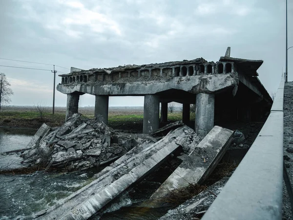 War Ukraine Destroyed Bridge River Borodyanka Kyiv Region — Fotografia de Stock