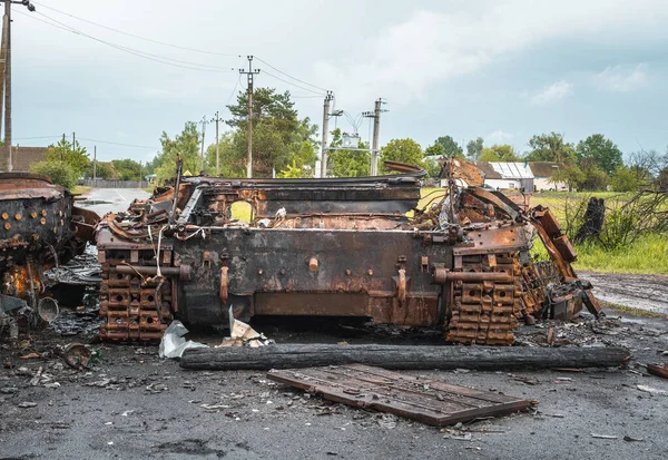 Oorlog Oekraïne Vernietigde Tank Verscheurd Door Ontploffing Van Munitie Tank — Stockfoto