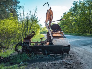 Ukrayna 'daki savaş, MTLB parçalandı, patlamayla yok oldu, ön manzara