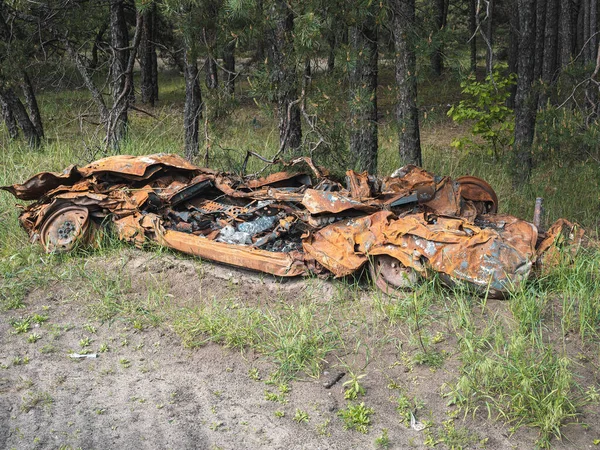 War Ukraine Civilian Car Burnt Crushed Tank — Photo