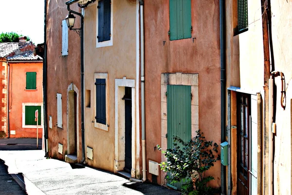 Pequeño pueblo en la provence — Foto de Stock