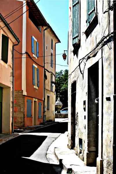 Klein dorpje in de provence — Stockfoto