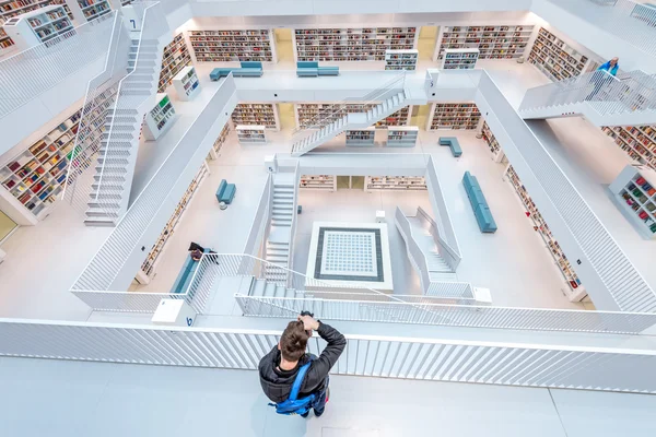 Photographer in Stuttgart library — Stock Photo, Image