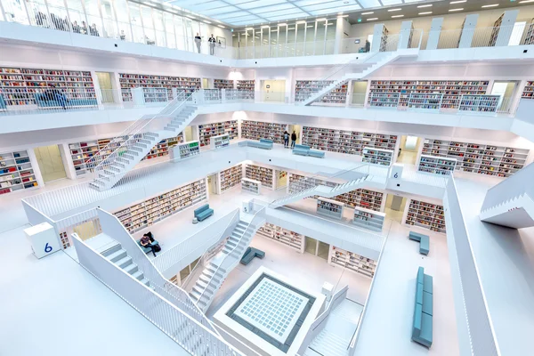 Stuttgart kütüphane iç — Stok fotoğraf