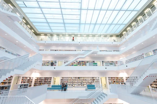 Stuttgart bibliotek interiör — Stockfoto