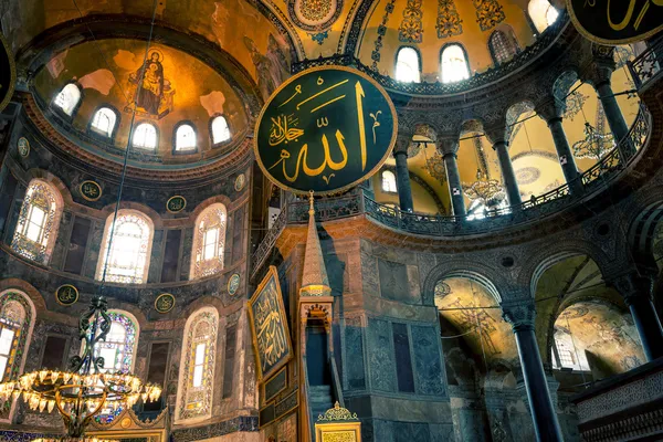 Interior de Hagia Sophia em Istambul — Fotografia de Stock