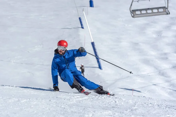 Grandvalira Andorra 2022 Janeiro Jovem Esquiando Nos Pirinéus Estância Esqui — Fotografia de Stock