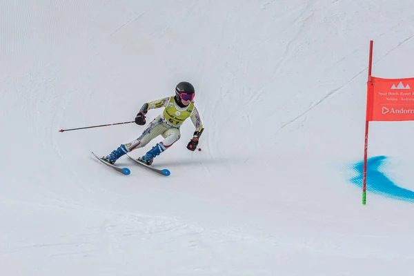 Grandvalira Ανδόρα 2022 Μαρτίου Iria Medinaand Διαγωνίζεται Στο Womens Slalom — Φωτογραφία Αρχείου