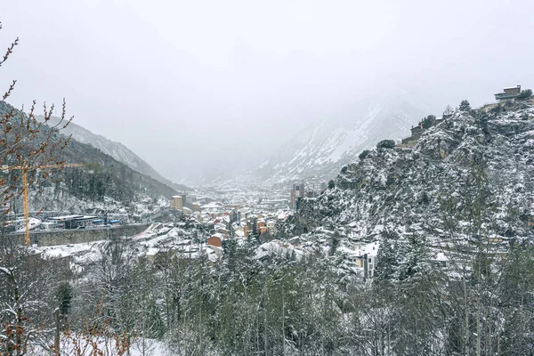 Escaldes Engordany Andorra 2022 April Schneefall Der Hauptstadt Andorra Winter — Stockfoto