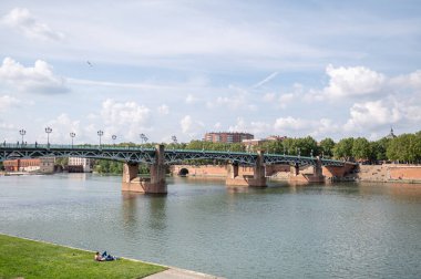 Pont Nouf, Cityscape in Sunny day in Toulouse, France in summer 2022.