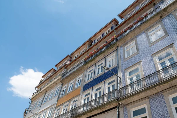 Фасады Домов Черепицей Городе Порту Летом 2022 Года — стоковое фото