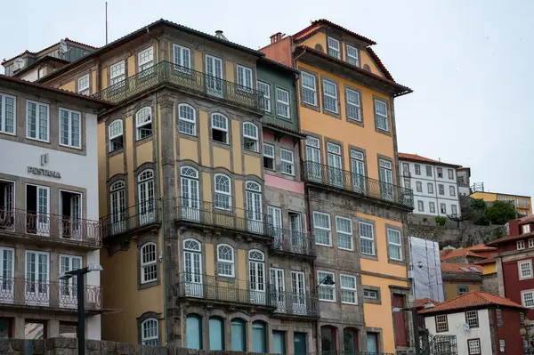 Porto Portugalsko 2022 Května Fasády Domů Dlaždicemi Městě Porto Létě — Stock fotografie