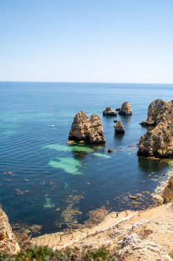Lagos, Portekiz. 2022 Mayıs 06. 2022 yazında Portekiz 'in Algarve kentindeki Lagos şehrinin panoraması.