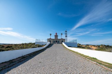 Portekiz, Lagos 'taki Algarve sahilindeki Ponta de Piedade deniz feneri..