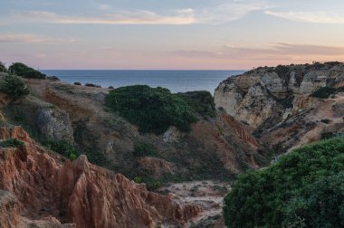 Portekiz, Lagos 'taki Algarve' de Ponta de Piedade 'nin bakış açısı.