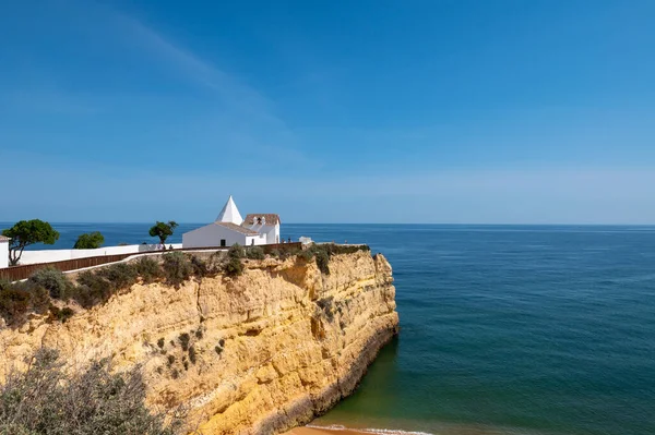 Porches 'da Nossa Sinyora da Rocha Şapeli, Portekiz' de Algarve.