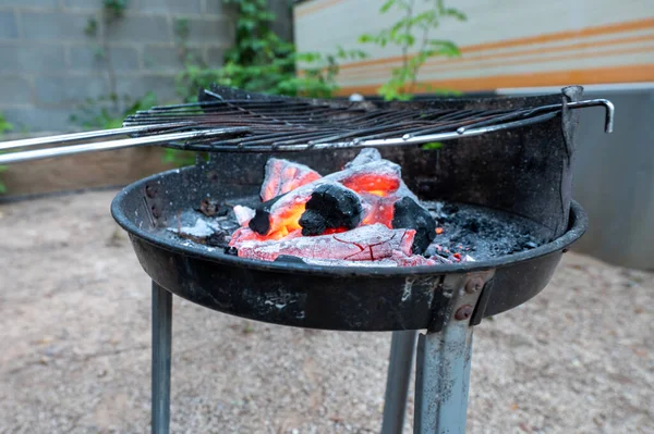 Barbecue Lit Charcoal — Zdjęcie stockowe