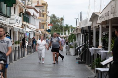 Cambrils, İspanya: 10 Eylül 2022: 2022 yazında Katalonya 'nın Cambrils kentinde yaz sonu panorama.