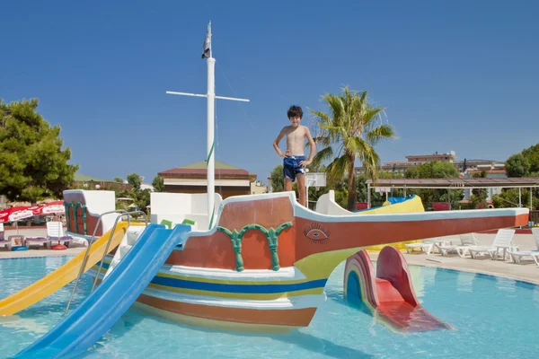 Tempo di divertimento Parco acquatico a Smirne, Turchia — Foto Stock