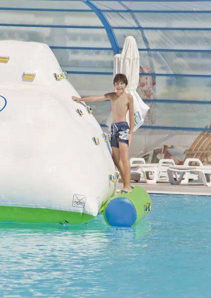 Tempo di divertimento in Aqua Park Izmir, Turchia — Foto Stock