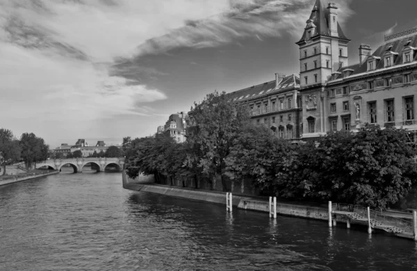 Scéna v řeku Seinu, Paříž Francie — Stock fotografie