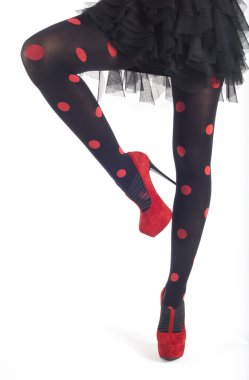 noktalı çoraplı güzel ince bacakları