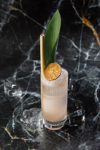 Klassisk Cocktail Hemingway Dekorerad Med Torr Lime Boozy Rum Hemingway — Stockfoto