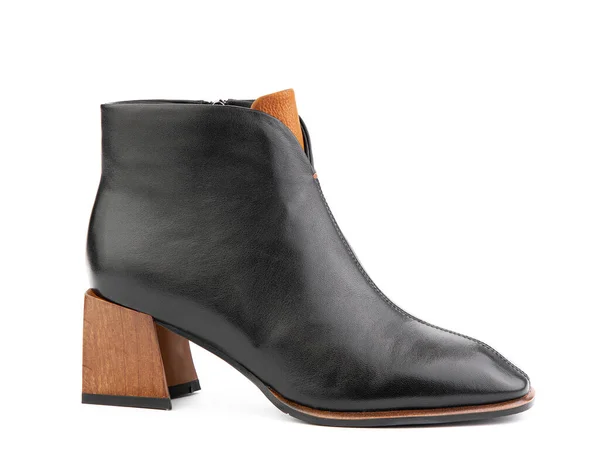 Women Autumn Ankle Black Leather Boots Black Zip Average Brown — Stock Photo, Image