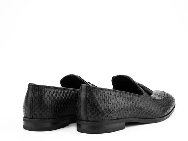 复古Mens Loafer鞋 穿上衣服广告拍摄 概念特写鞋 在白色背景上的孤立物体 后排鞋视图 — 图库照片