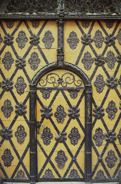 Cancello con ornamenti — Foto Stock