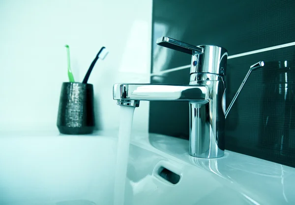 Contemporary bathroom tap detail — Stock Photo, Image