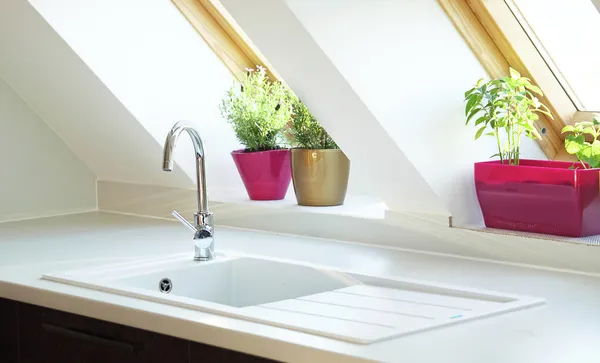 Contemporary kitchen sink — Stock Photo, Image