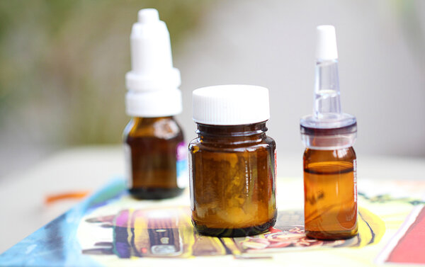 Пробирки - медицинская концепция
