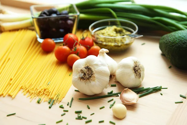 Spaghetti cooking ingredients — Stock Photo, Image