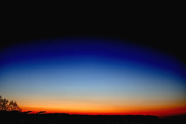 До восхода солнца — стоковое фото