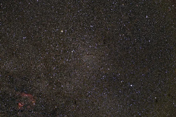 暗星云Ldn 1242 带有科学相机 — 图库照片