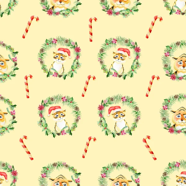 Weihnachtsmuster mit Tigern, Kränzen aus scharfblättrigen Zweigen und Fichtenzweigen, Stöcken — Stockfoto