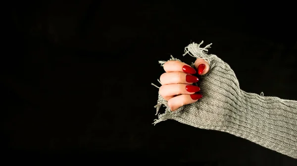 Woman Hand Red Nails Black Background Unrecognizable Woman Stylish Knitted — Stock Photo, Image