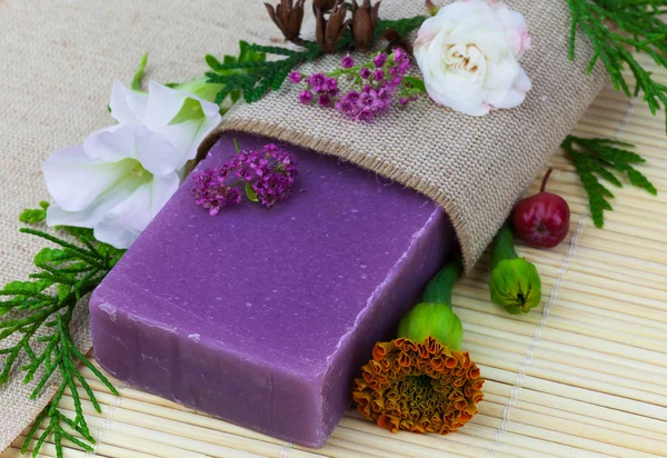 Soap with flowers — Stock Photo, Image