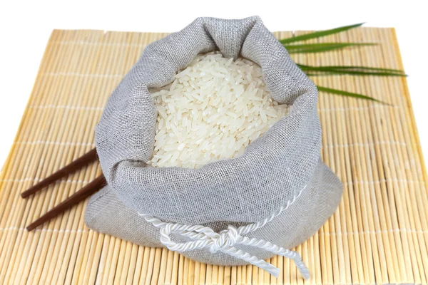 Zsák a szőnyeget a fehér rizs — Stock Fotó