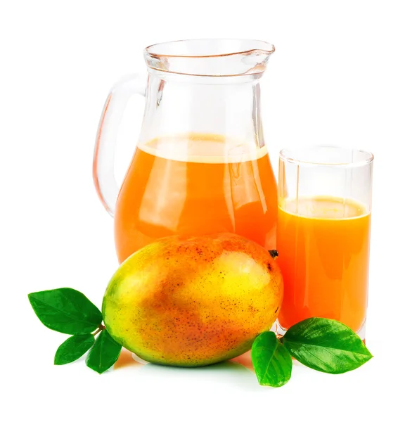 Zumo de mango con fruta de mango — Foto de Stock