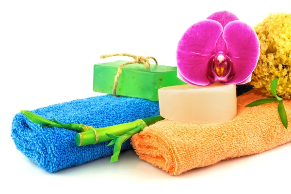 Spa concept from colorful towels and shower products — Stock Photo, Image