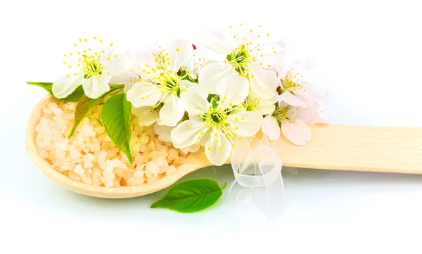 Wooden spoon with bath salt — Stock Photo, Image