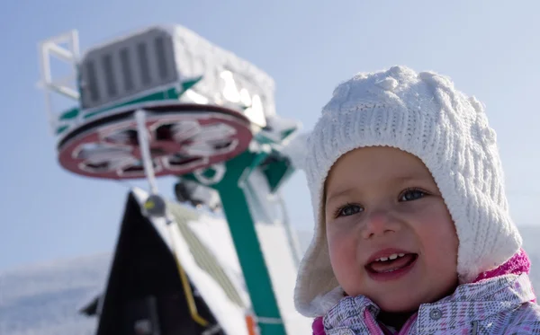 Girl and ski tow — Stock Photo, Image