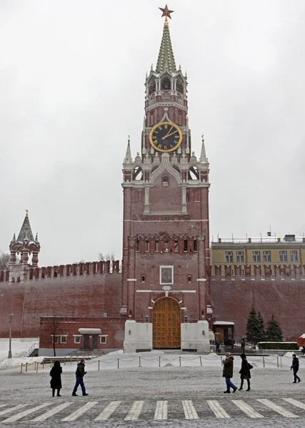 Kremlin spassky kapı kırmızı kare — Stok fotoğraf