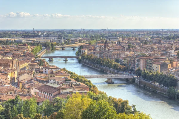 Verona şehri nehir adige skyline Mimarlık peyzaj