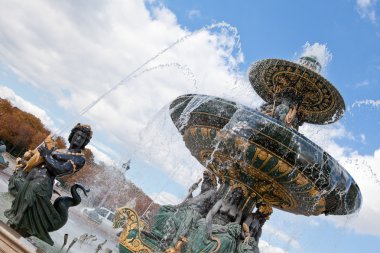 Çeşme nehir ticaret ve concord kare paris f üzerinde gezinti