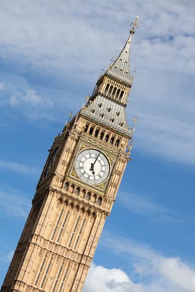 Horloge Big Ben (Tour Elizabeth) à 5 heures à Londres — Photo