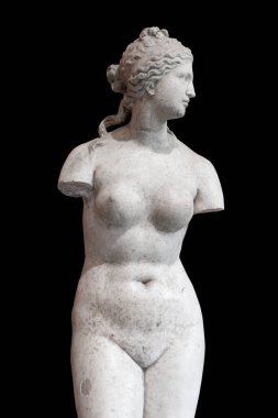 Antik heykeller izole edilir. Eski Yunan mermer klasik heykeli boş bir arkaplanda. Sanat, vücut güzelliği, kültür konsepti.